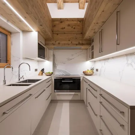 Chalet Laax: Where Modern Design Meets * Laax